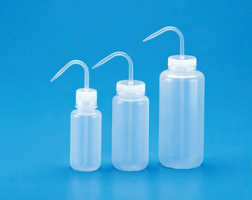 TARSONS - Wide Mouth Wash Bottle, LDPE with Screw Top dispensing nozzle and draw tube (560089).